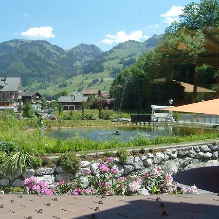 Vista Resort Hostel Zweisimmen Extérieur photo