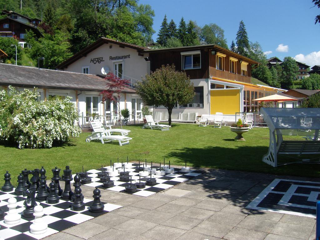 Vista Resort Hostel Zweisimmen Extérieur photo