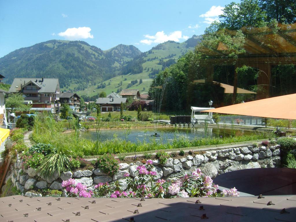 Vista Resort Hostel Zweisimmen Extérieur photo